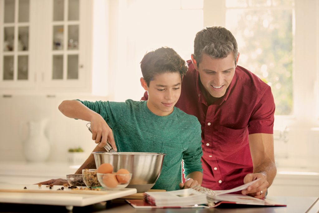 Father_Son_Cooking_2_LR
